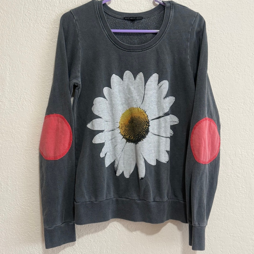 Truly Madly Deeply Daisy Graphic‎ Sweatshirt Gray Pink Elbow Patches Kids Medium